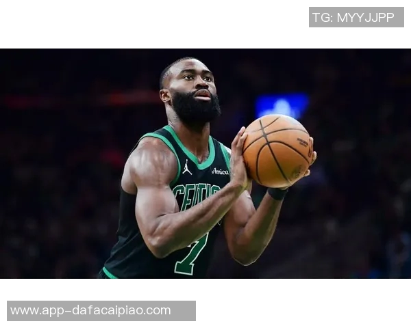 今天绿军主场迎战76人杰伦布朗伤愈复出助力球队争胜